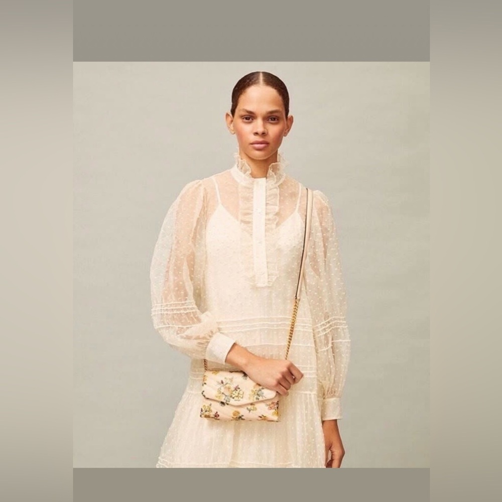 Tory Burch Chain Wallet SEE CALLOUTS IN PHOTOS AND VIDEOS